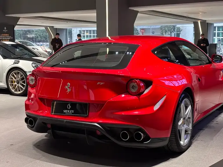 Ferrari FF 6.3 L V12