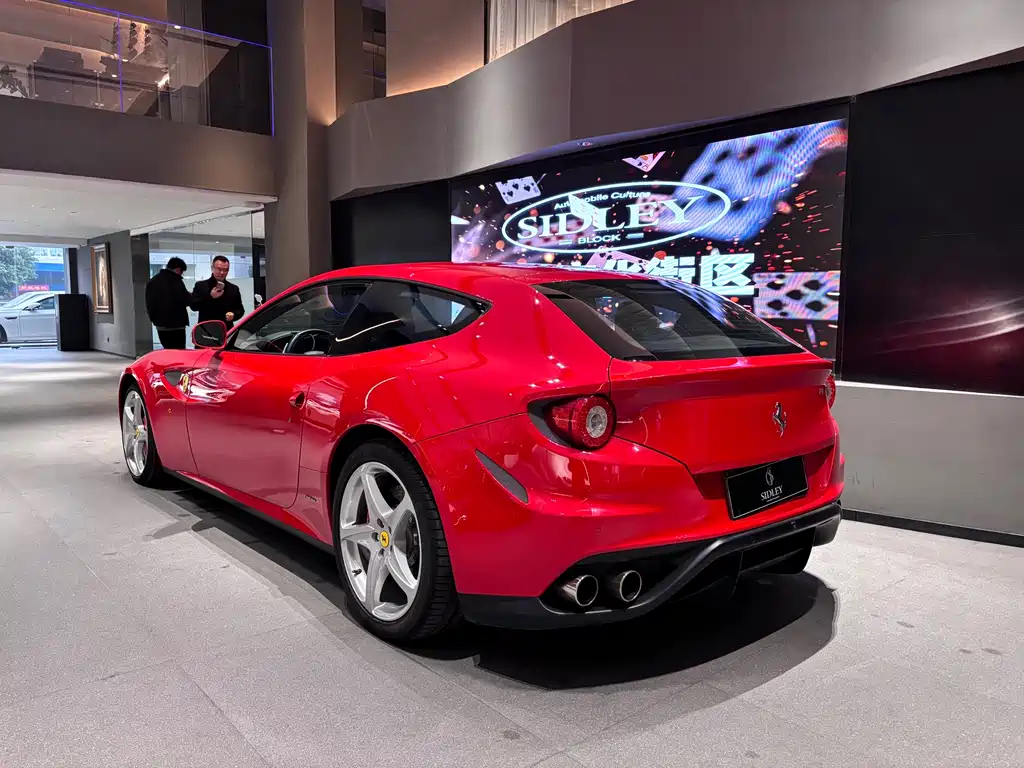 Ferrari FF 6.3 L V12
