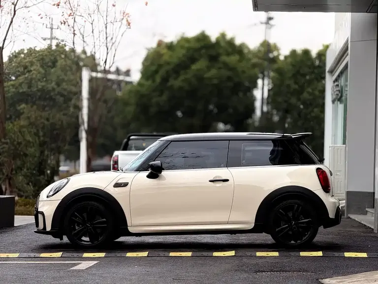 MINI 2.0 T COOPER S Racer