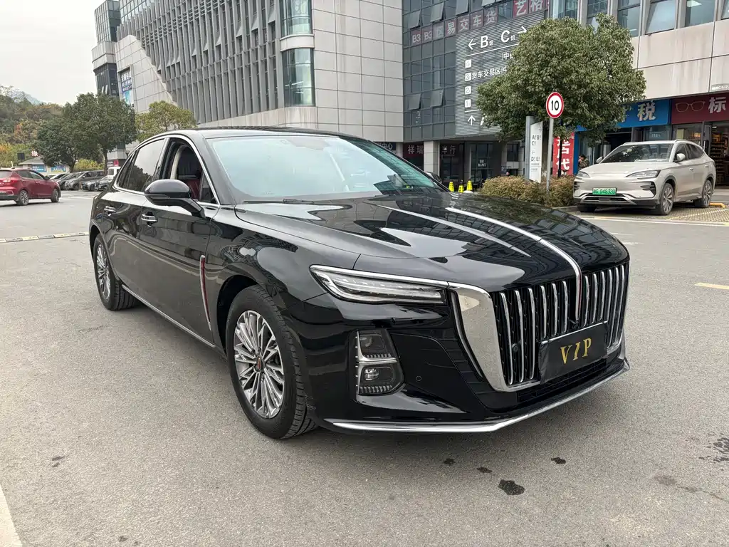 Hongqi H5 1.5 T DCT Connected Flagship Charm