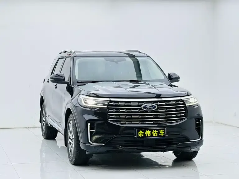 Ford Explorer EcoBoost 285 4 WD Titanium 7-seat