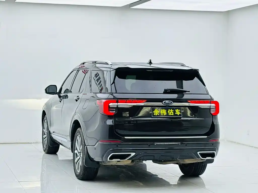 Explorer EcoBoost 285 4 WD Titanium 7-seat