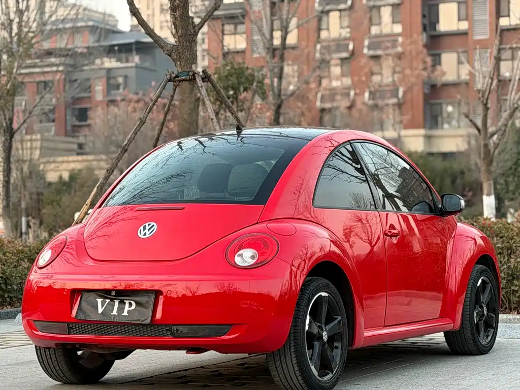 Beetle 2.0 BlackOrange Luxury