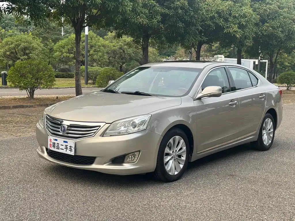 Raeton 1.8 T Auto Distinguished Anniversary CN-V