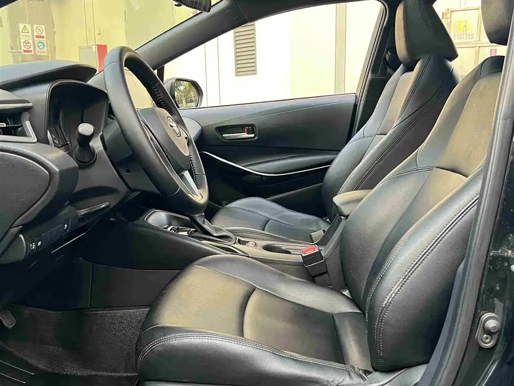 Levin Dual Engine 1.8 H E-CVT Luxury