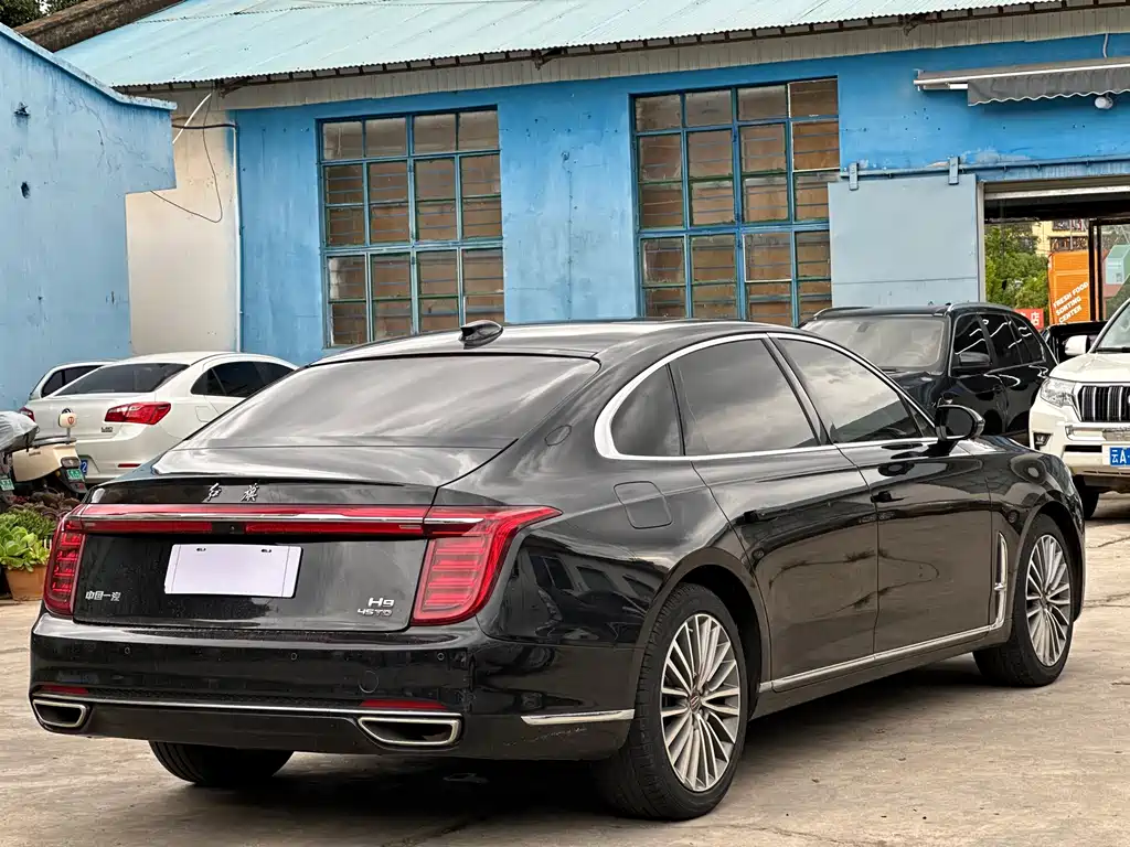 Hongqi H9 2.0 T Connected Flagship Enjoyment