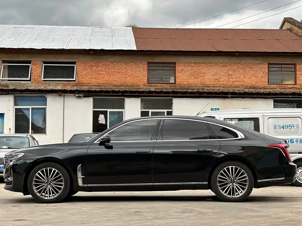 Hongqi H9 2.0 T Connected Flagship Enjoyment