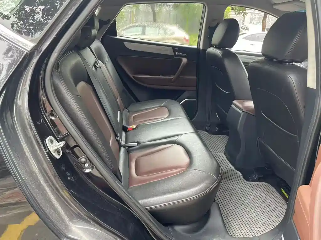 Refine S5 2.0 T Auto Premium