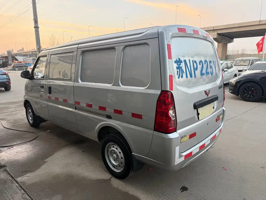 Wuling Rongguang 1.5 L Extended Standard Panel Assist 2-seatL3 C