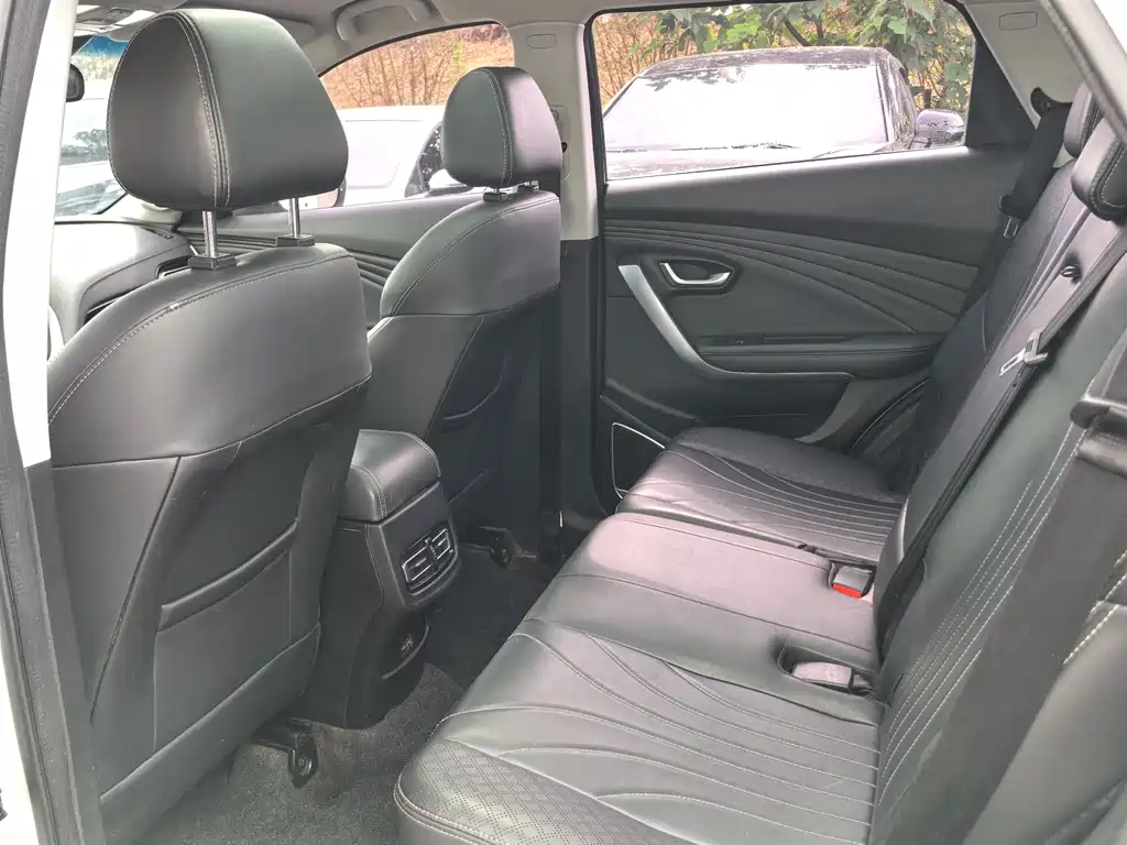 Jetour X70 1.5 T Auto Joy Travel