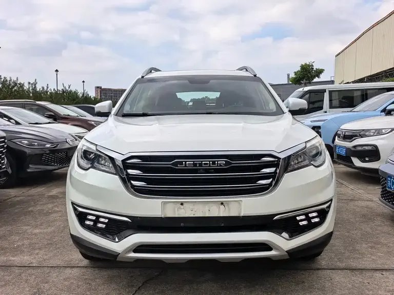 Jetour X70 1.5 T Auto Joy Travel