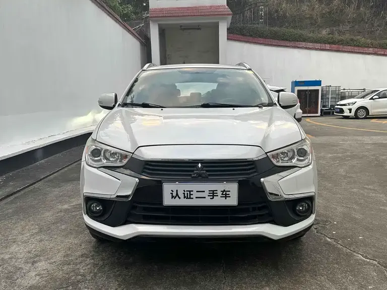 Mitsubishi ASX 2.0 L CVT 2 WD Premium