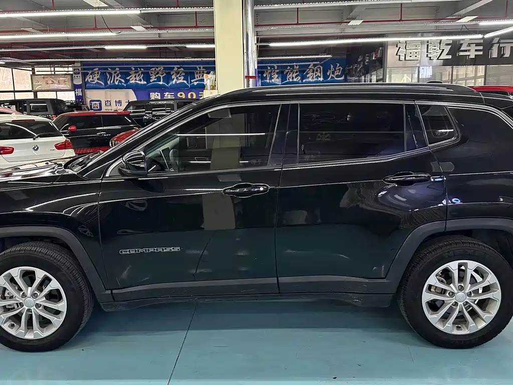 Compass 220 T Auto Elite