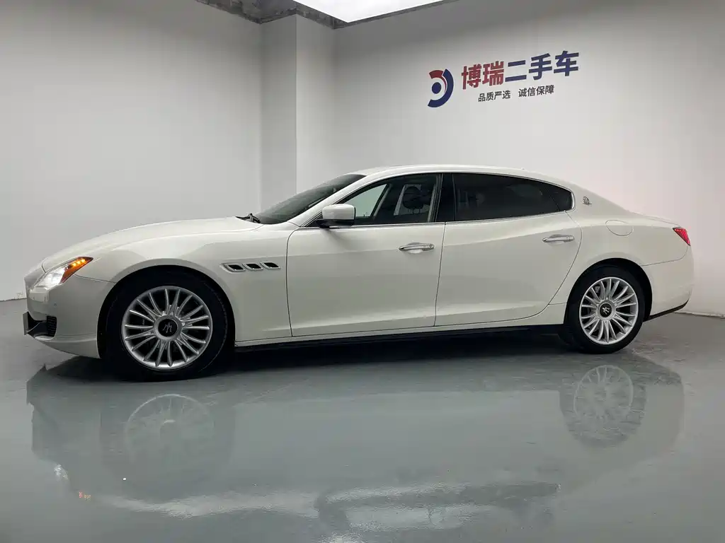 Quattroporte 3.0 T Standard