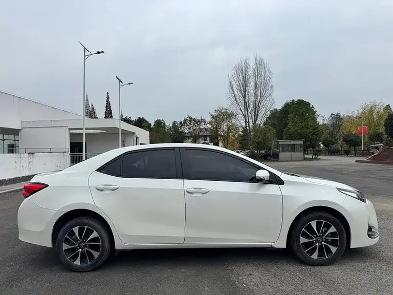 Toyota Levin 185 T CVT Distinguished CN-V