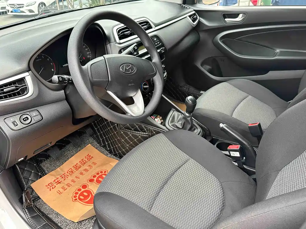 Accent 1.4 L Manual GL Refreshed