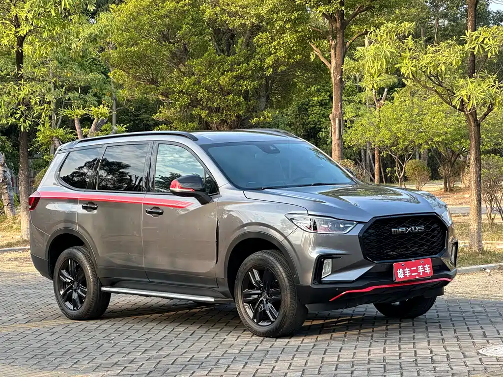 Maxus D90 Pro 2.0 T Gasoline 4 WD Flagship 6-seat