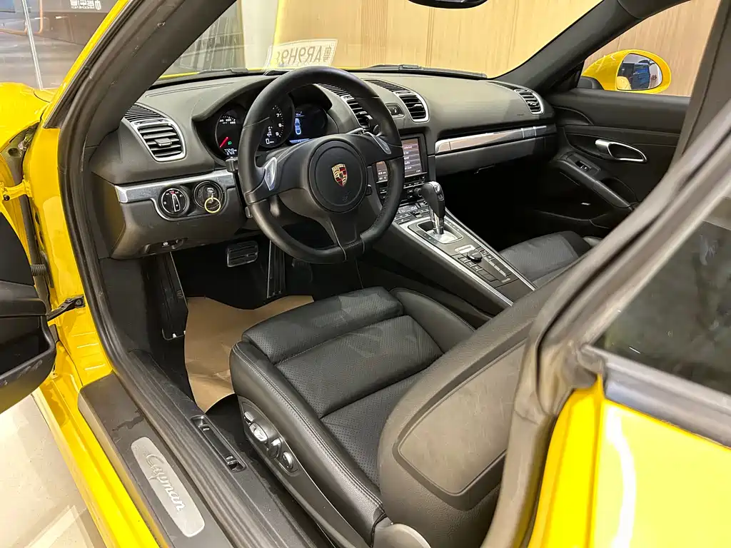 Cayman Cayman Style Edition 2.7 L