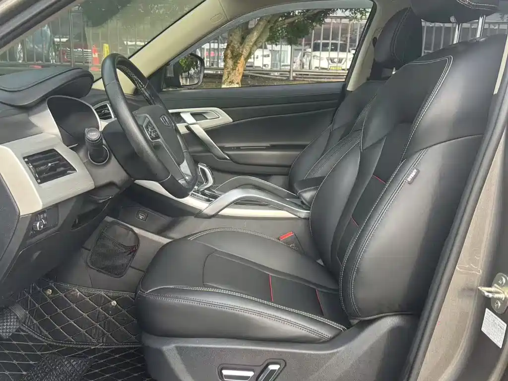 Boyue 1.8 TD DCT 2 WD Smart Grace