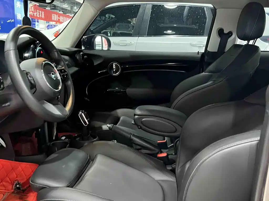 MINI Facelift 1.5 T COOPER Artist