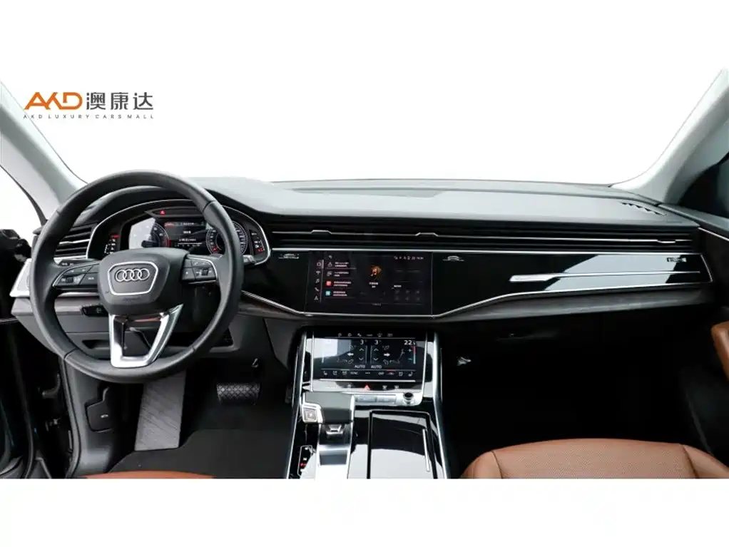 Audi Q8 55 TFSI Luxury Dynamic