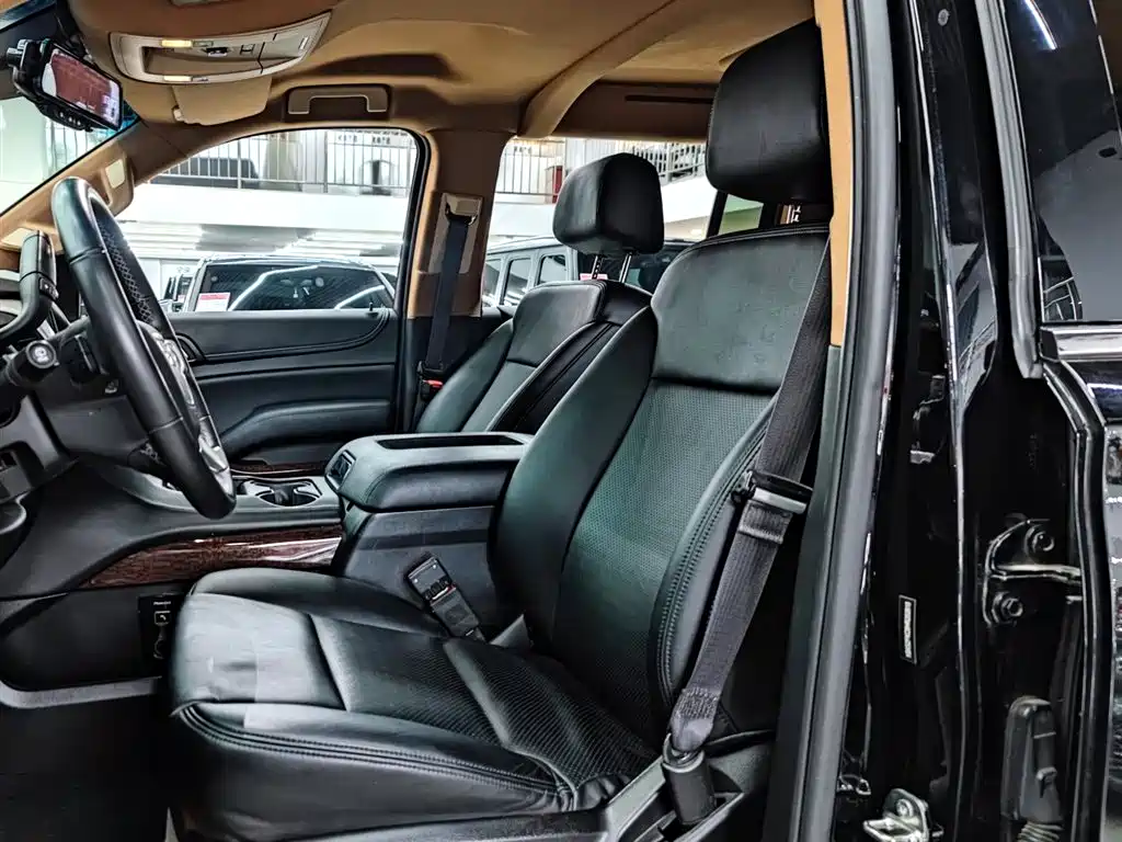 Yukon 5.3 L Luxury Premium 4 WD