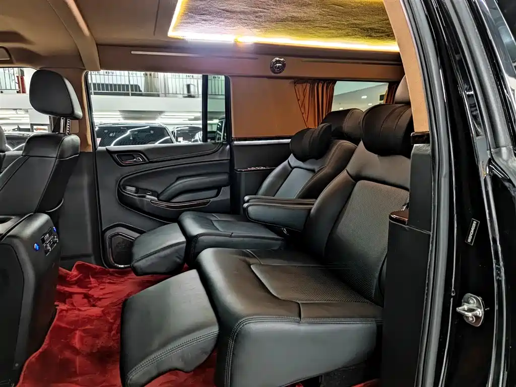 Yukon 5.3 L Luxury Premium 4 WD