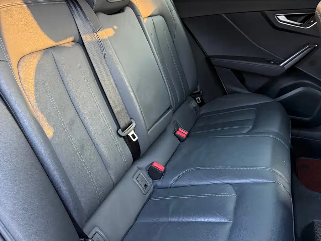 Audi Q2 L 35 TFSI Progressive Dynamic