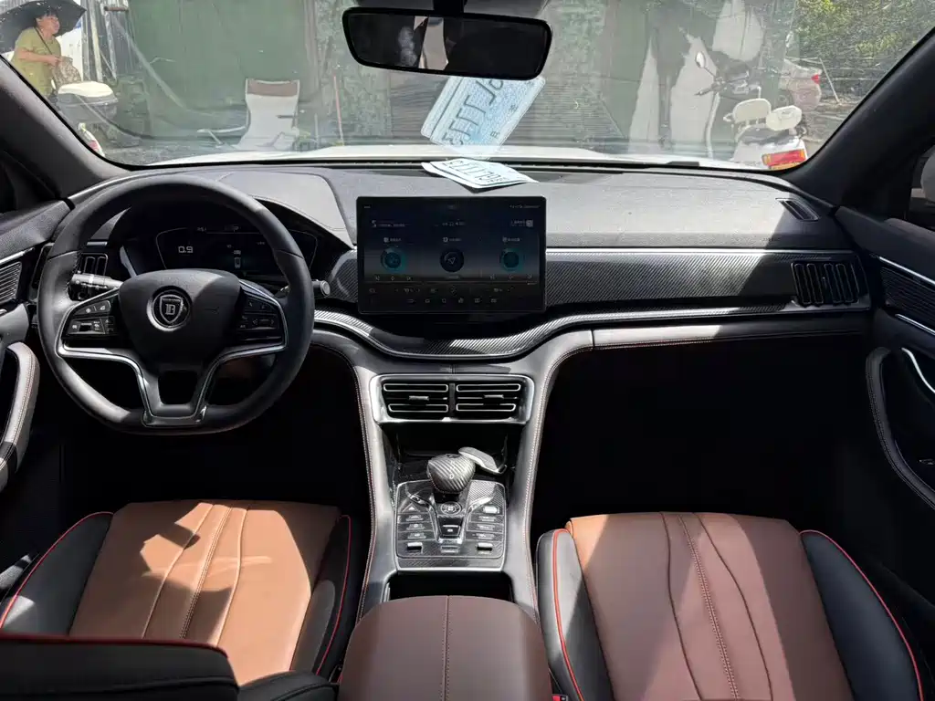 Song PLUS 1.5 T Auto Flagship