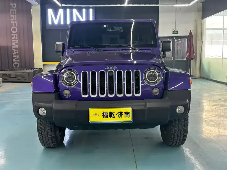 Jeep Wrangler 3.0 L Sahara 4-door Comfort Enjoyment