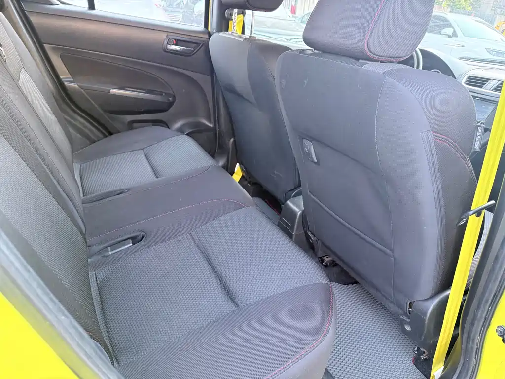 Swift 1.6 L Manual 2 WD Luxury