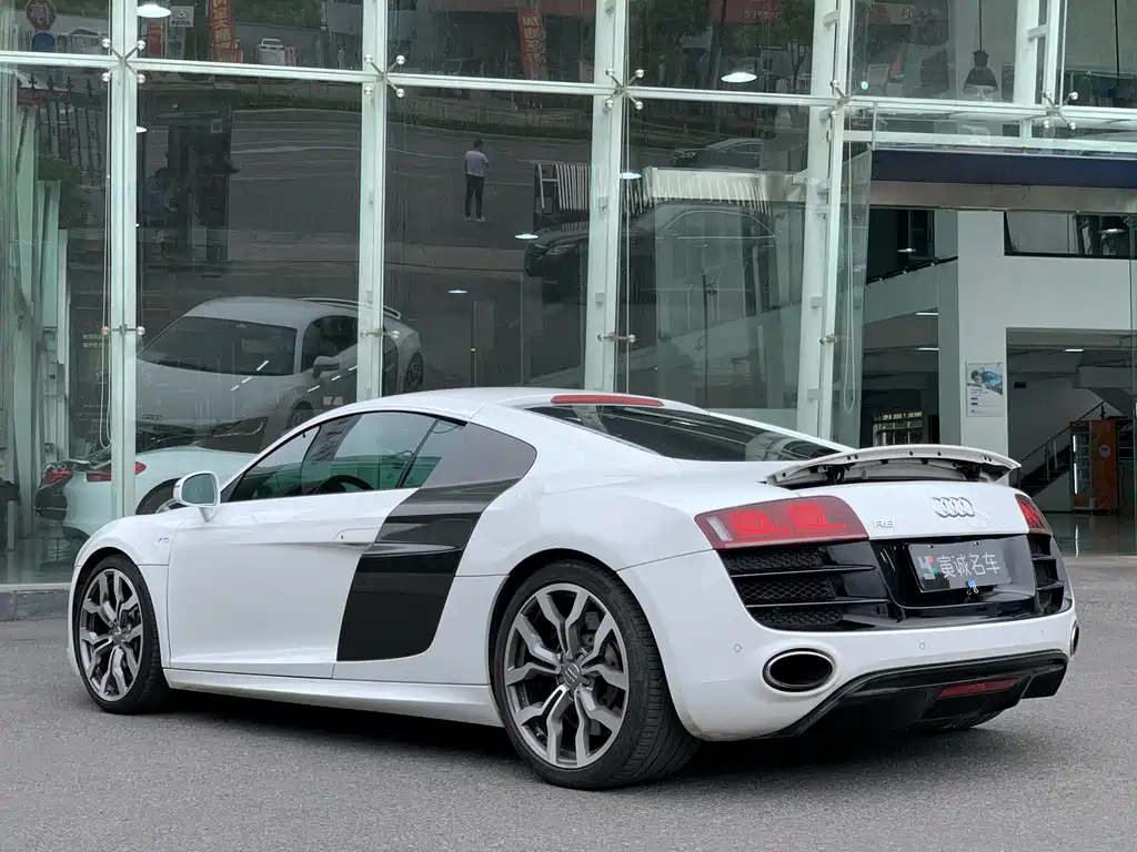 Audi R8 5.2 FSI quattro