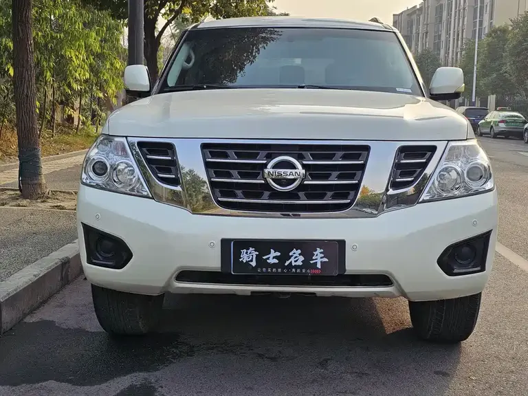 Nissan Patrol 4.0 L Leading Elite