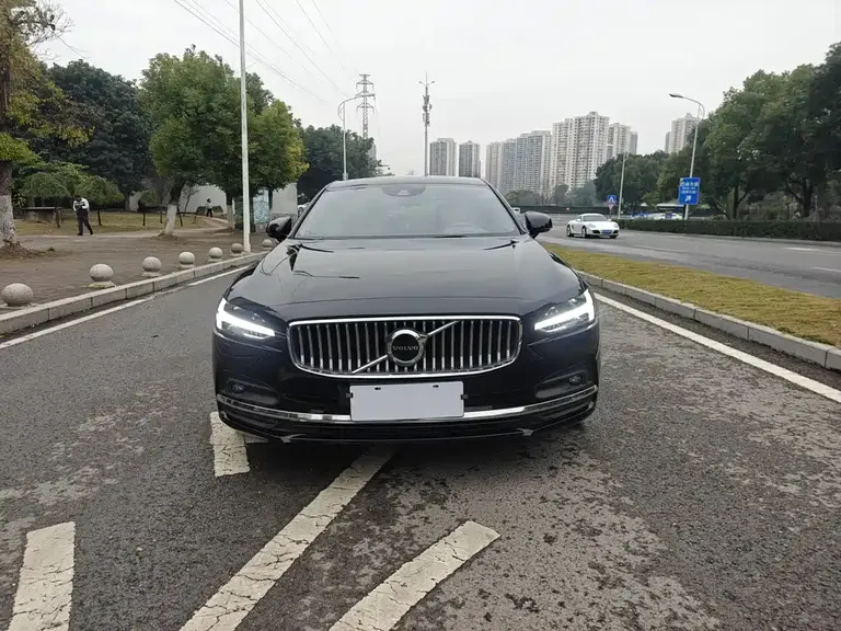 Volvo S90 B5 Smart Ease Luxury