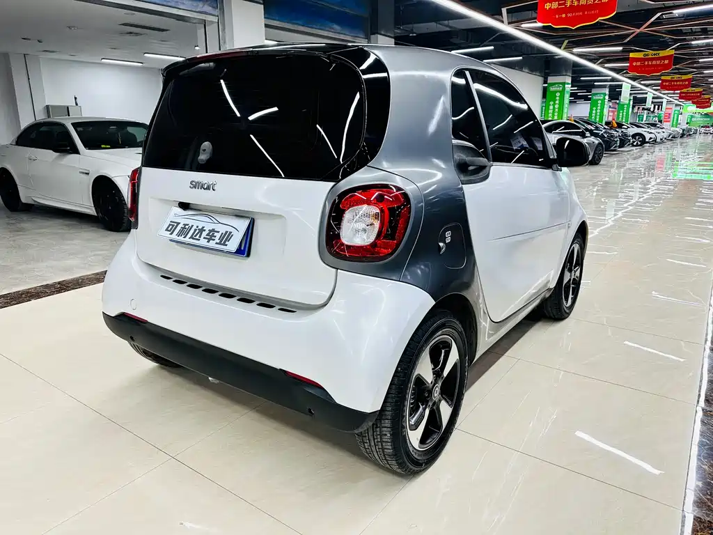 smart fortwo 1.0 L 52 kW Hardtop Passion CN-V