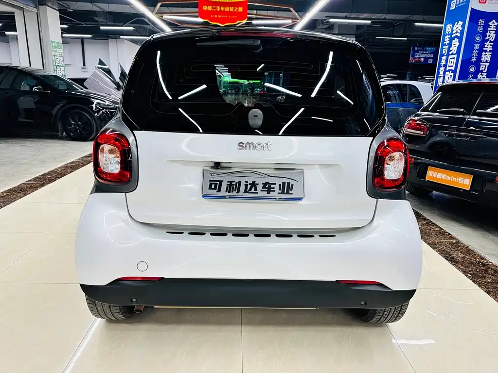 smart fortwo 1.0 L 52 kW Hardtop Passion CN-V