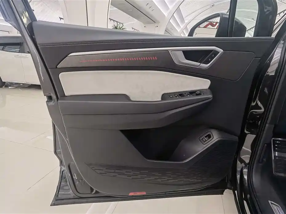 Talagon 450 TSI 4 WD Flagship 6-seat