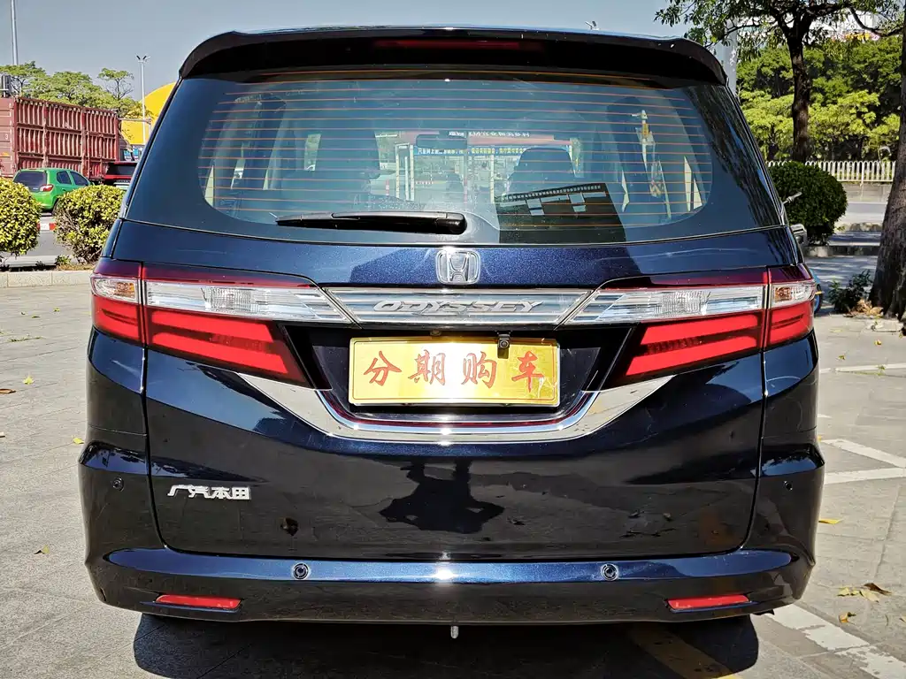 Odyssey Facelift 2.4 L Luxury