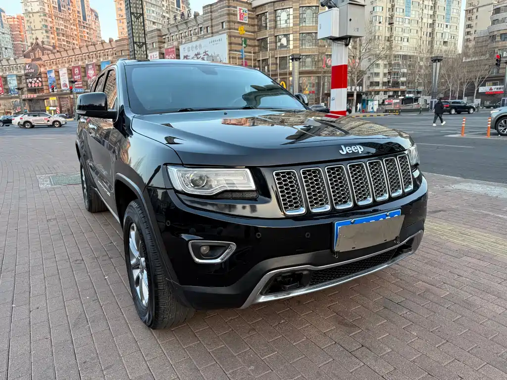 Grand Cherokee (Import) 3.6 L Elite Navigation