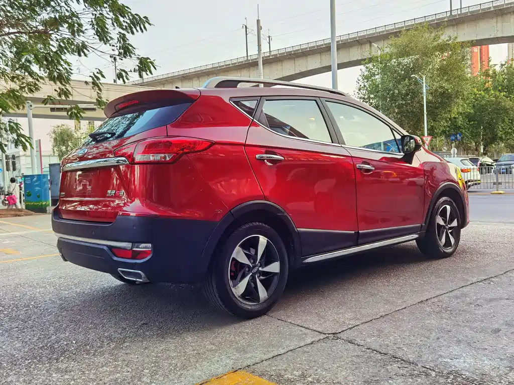 Refine S3 1.5 L Manual Luxury Smart