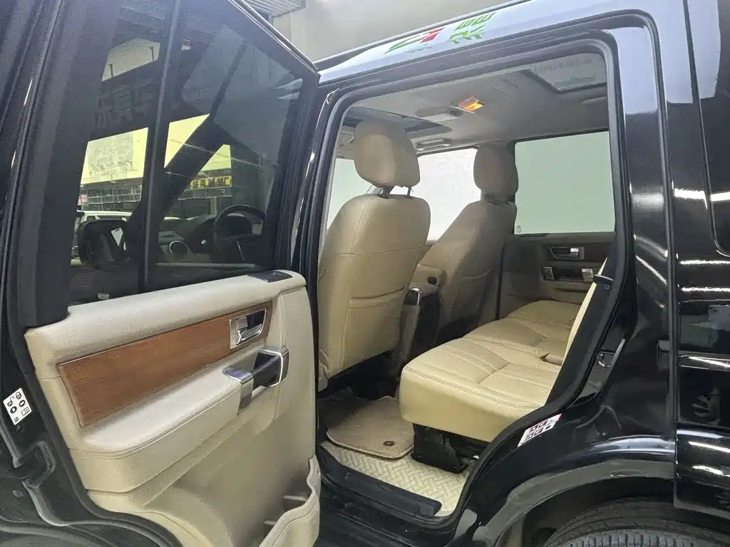 Discovery 5.0 V8 SE