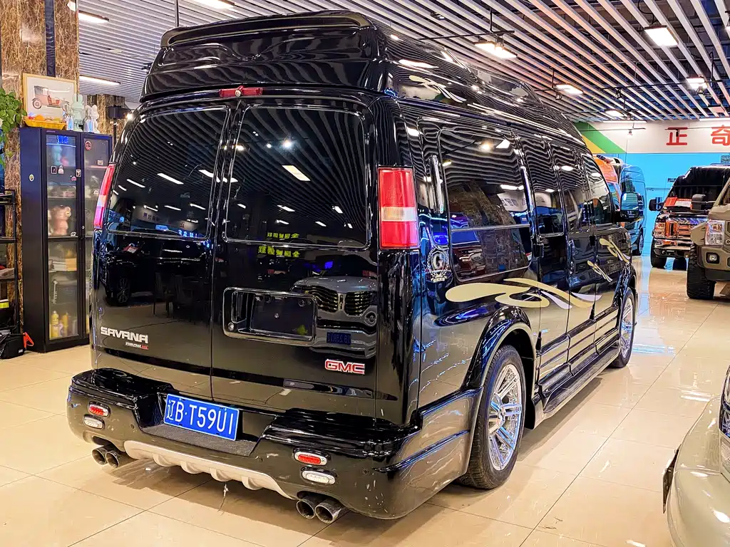 SAVANA 5.3 L G550 S 4 WD Elegant Supreme