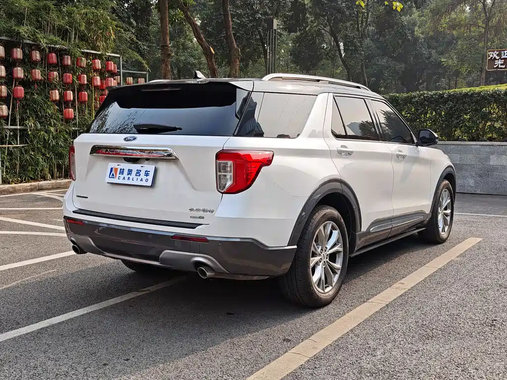 Explorer EcoBoost 285 4 WD Style 6-seat