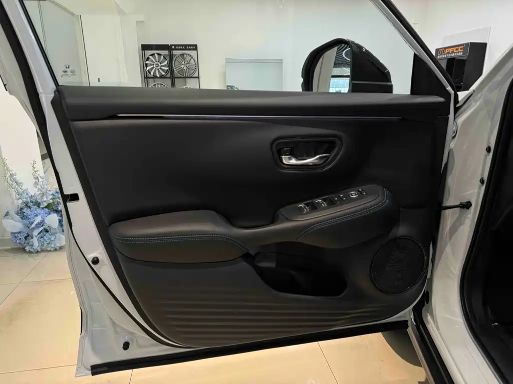 Honda HR-V 2.0 L e:HEV Motion Smart