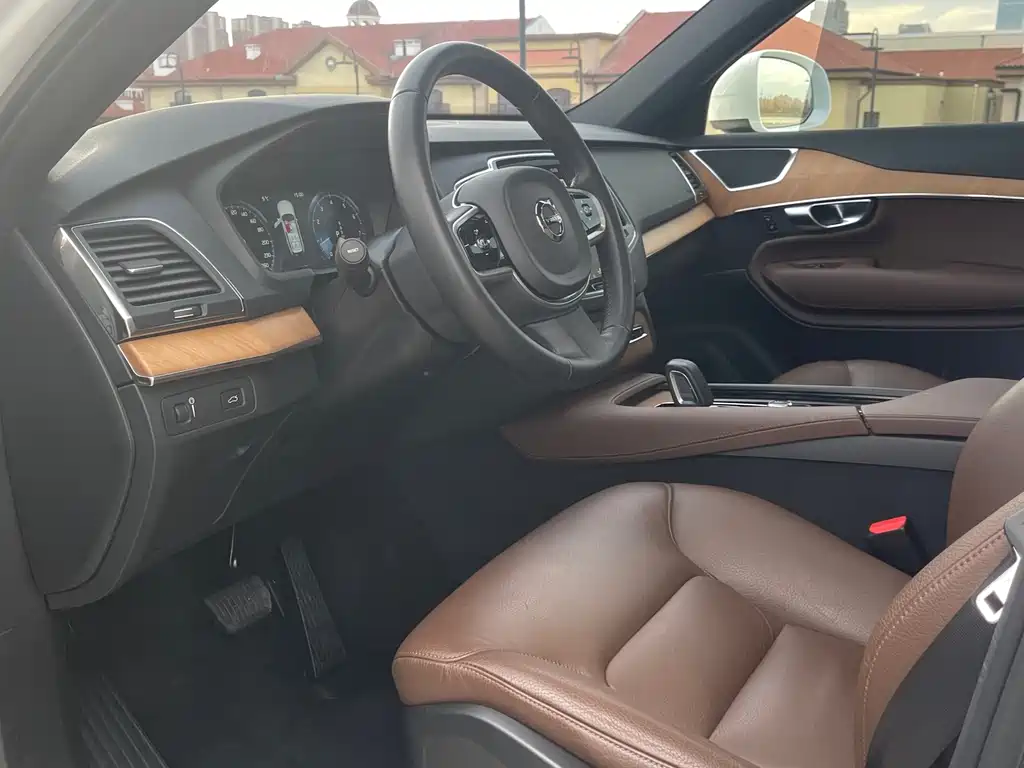 Volvo XC90 B5 Smart Travel Luxury 7-seat