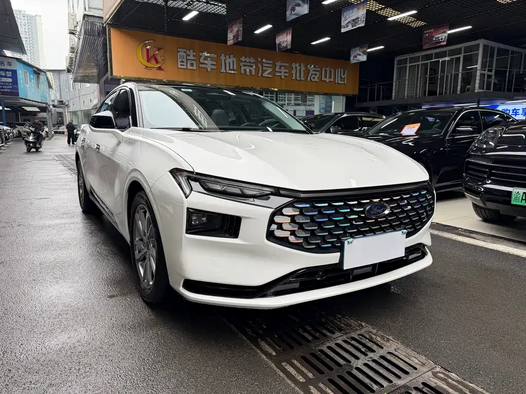 Mondeo Facelift EcoBoost 245 Luxury