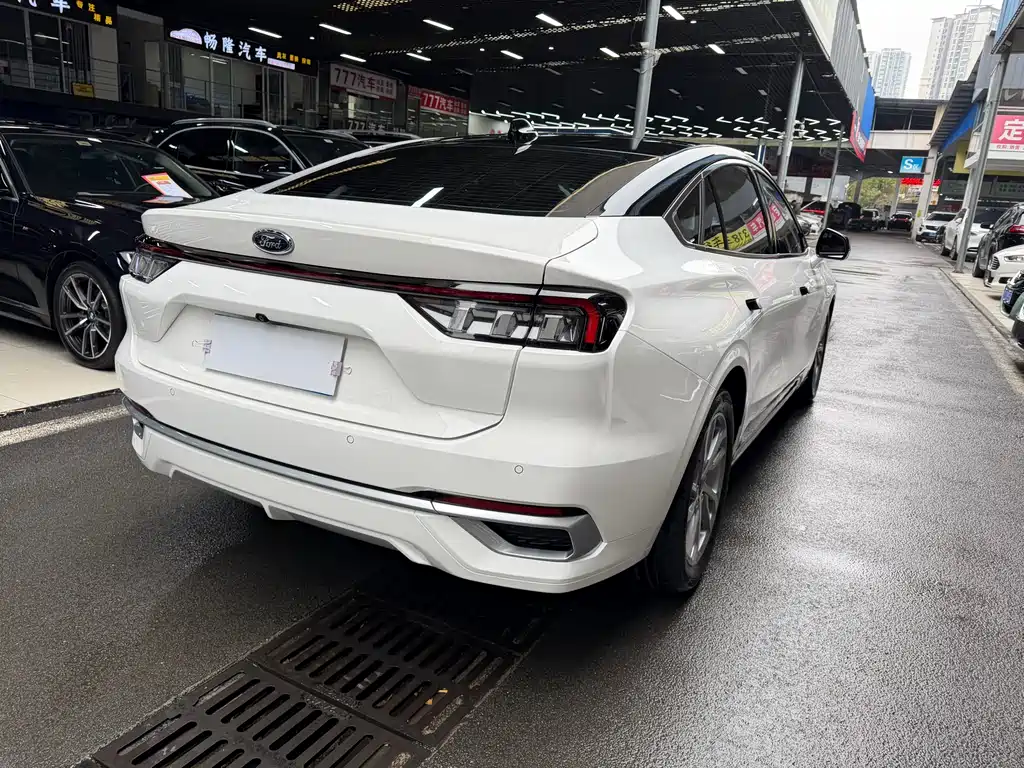 Mondeo Facelift EcoBoost 245 Luxury