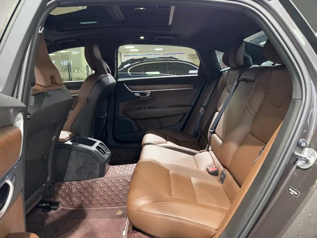 Volvo S90 B5 Smart Ease Luxury