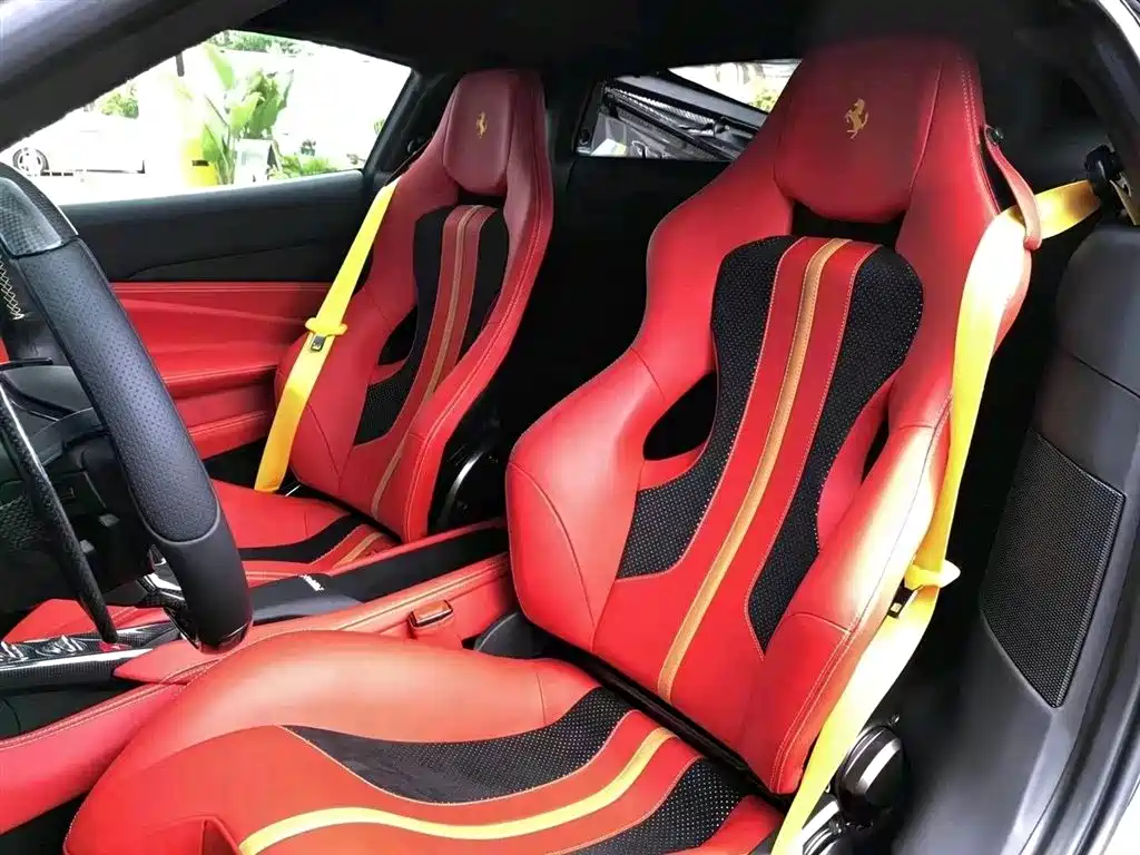 Ferrari F8 Tributo 3.9 T V8