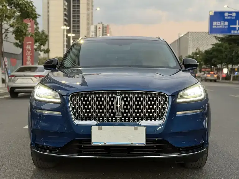 Lincoln Corsair 2.0 T 2 WD Premium